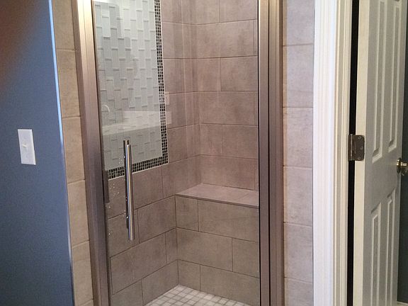 5th image of 7219 Oakenshaw Dr