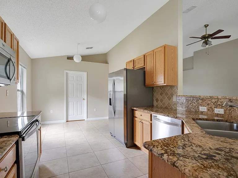 1845 Corner Meadow Cir — Photo 7