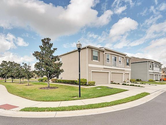 3rd image of 781 Ashentree Dr