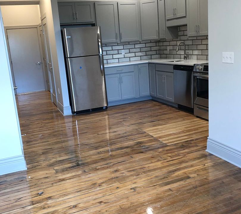 1st image of 20 E Castle St #207