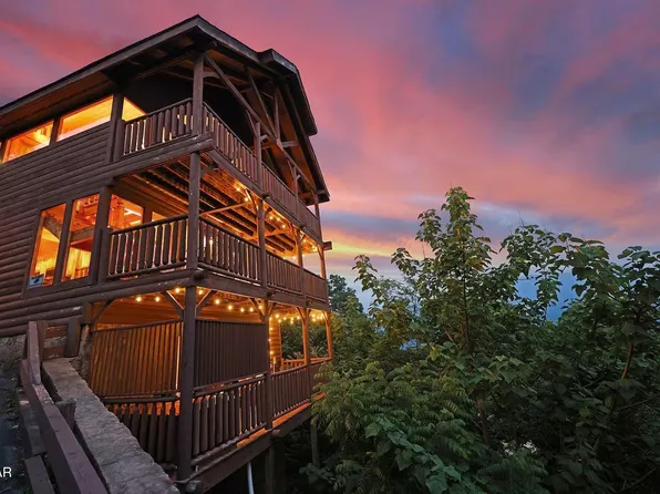 1154 Villa Overlook Way, Gatlinburg, TN 37738