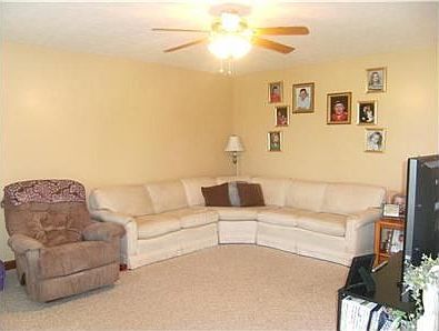 3rd image of 8215 Long St