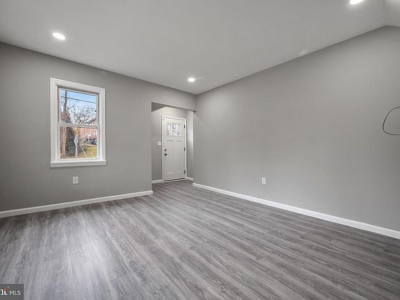 2nd image of 3809 N Rogers Ave