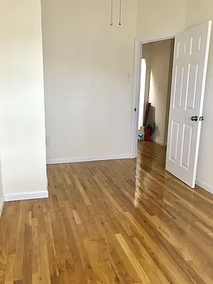 Rented by U2Apartment LLC | media 28