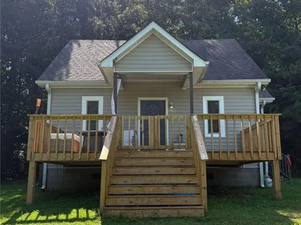 105 Lumpkin Rd, Cedartown, GA 30125
