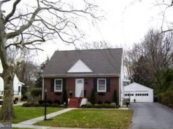 541 E Holly Ave, Pitman, NJ 08071