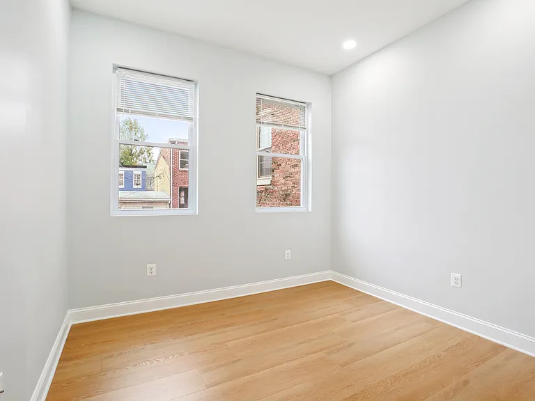 604 N Eutaw St #4 — Photo 6