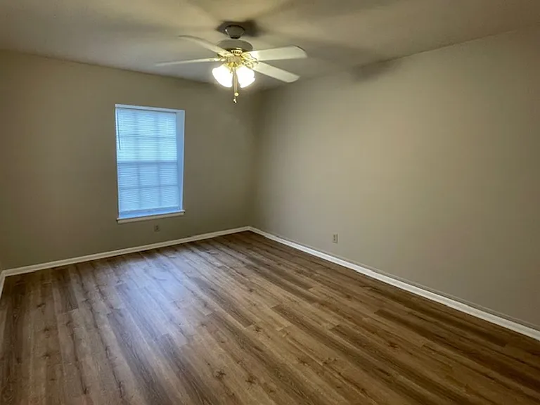 3820K W Country Club Rd — Photo 6