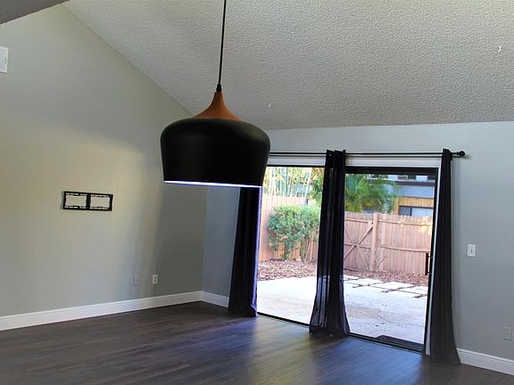 2nd image of 2481 Harbour Way