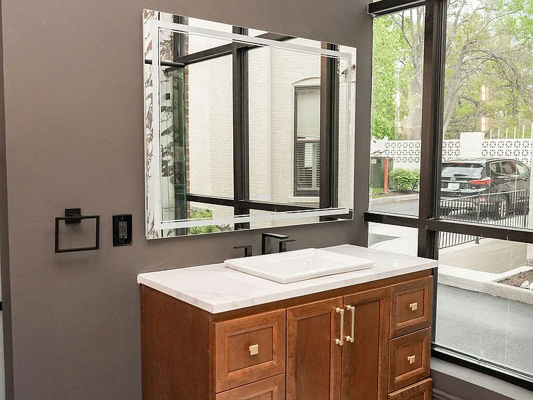 275 S Limestone St #150 — Photo 24