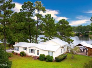 400 Kinglet Dr SW, Shallotte, NC 28470