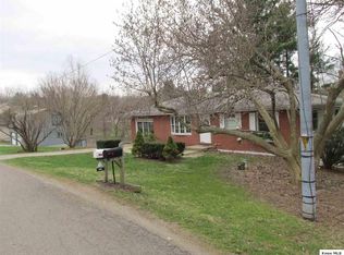 12042 Circle Dr, Fredericktown, OH 43019