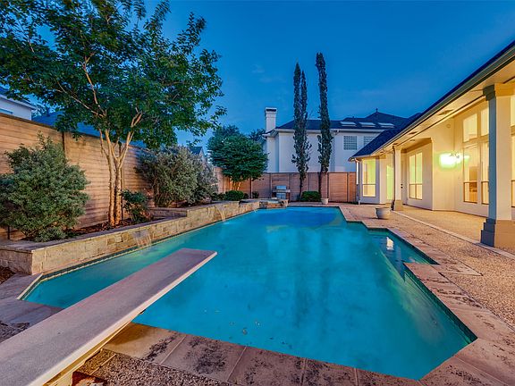 4th image of 17919 Castle Bend Dr