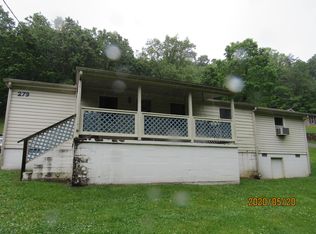 279 Spring Hollow Rd, Troutville, VA 24175