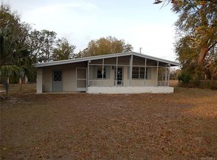 7946 W Riverbend Rd, Crystal River, FL 34428