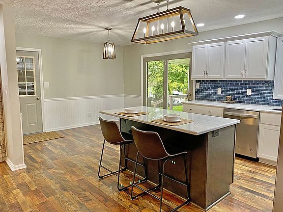 Breakfast Nook/Garage Access