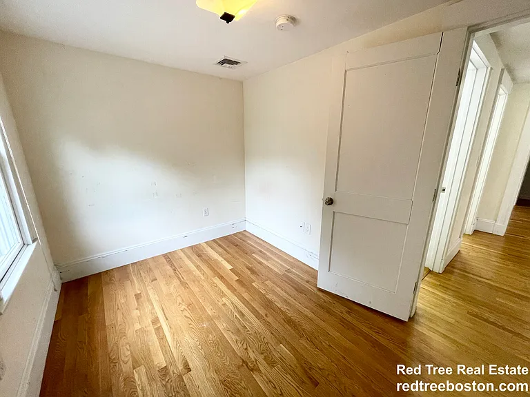 15 Sunset St #3 — Photo 10
