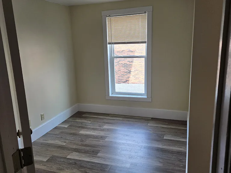 906 N Monroe St #2 — Photo 12