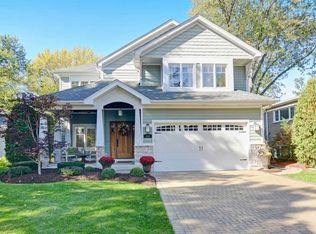 338 S Edson Ave, Lombard, IL 60148