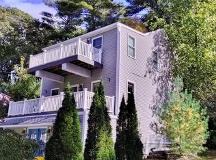 6 Grove St, Windham, NH 03087