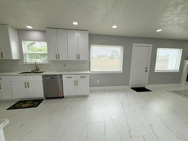 3419 Southdown Dr — Photo 21