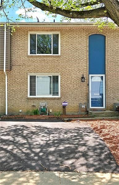 1st image of 406 N Beatty St