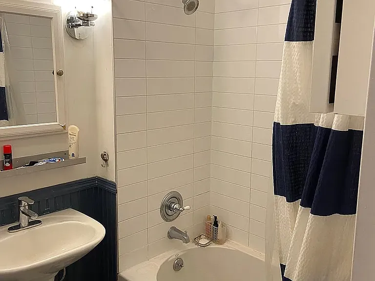294 Graham Ave #2N — Photo 8
