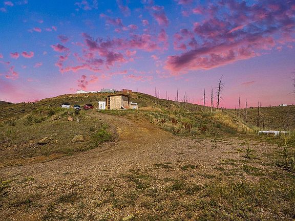 5th image of 1600 Whale Rock Rd