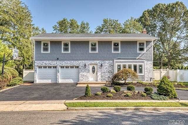 1st image of 22 Roseanne Dr