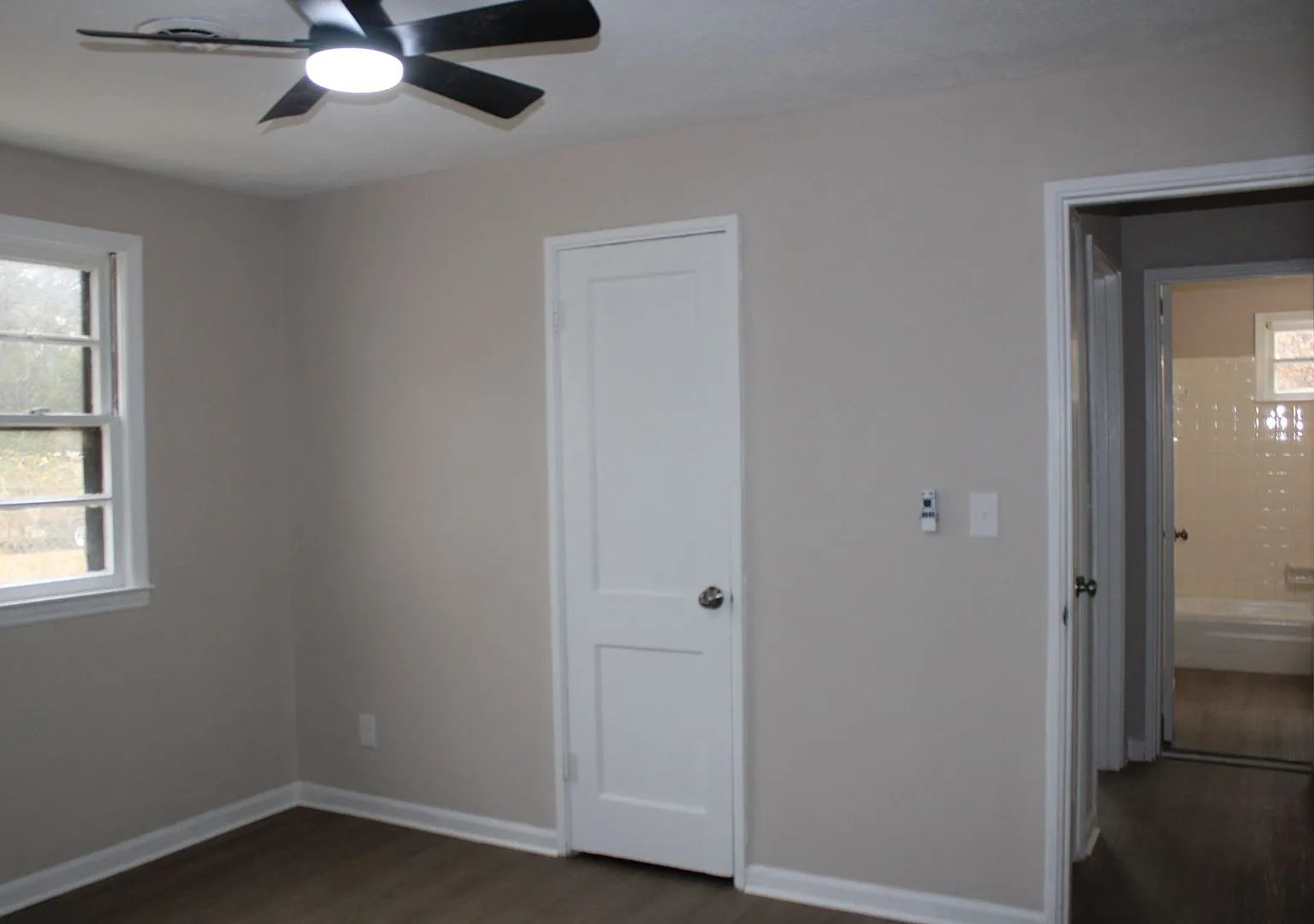 For Rent 3 Bedroom 2 Bath W/ Flex Space In South Aiken — Photo 3