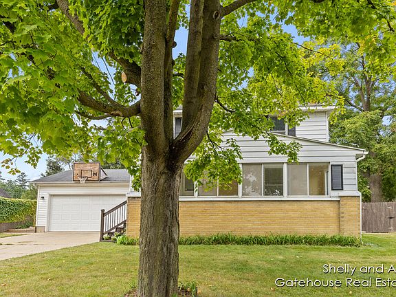 2nd image of 3173 Locke Ave SW
