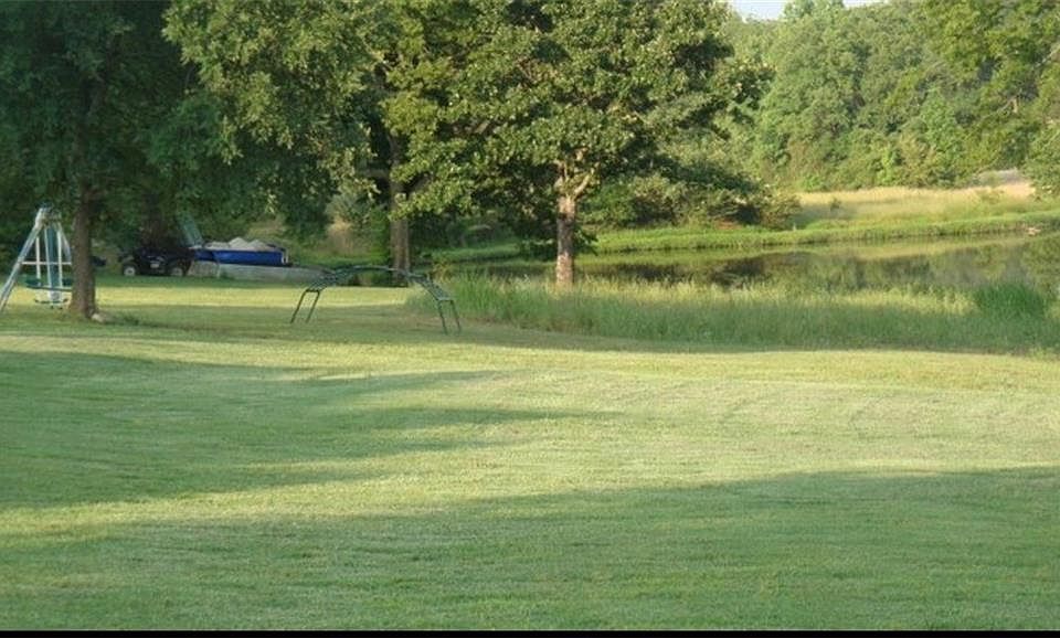 2nd image of 4637 Mize Ln
