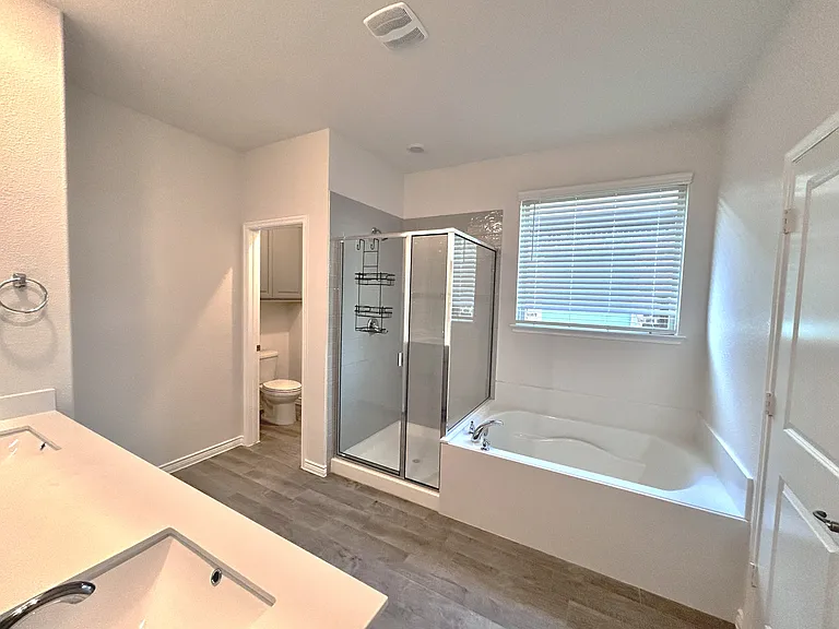 3024 Meredith Ln — Photo 14