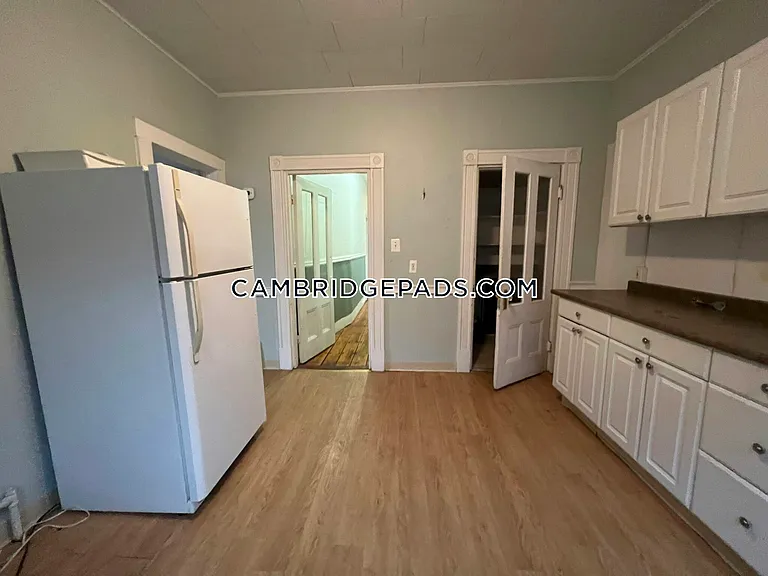 341 Cambridge St #3 — Photo 7