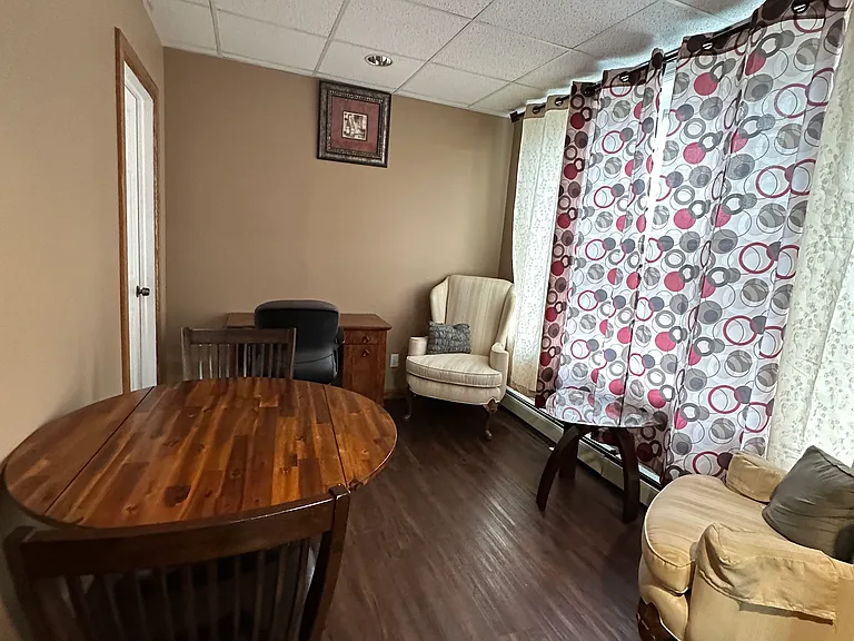 1624 Genesee St #6 — Photo 17