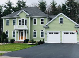 23 Hummingbird Ln, Walpole, MA 02081