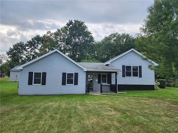 518 Davis Ave, Medina, NY 14103