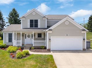 3100 Ravineview Cir, Stow, OH 44224