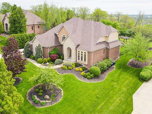 2nd image of 6896 Southampton Ln
