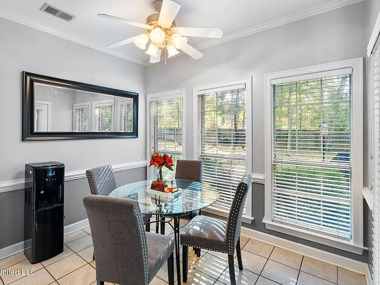 2535 Appleton Dr — Photo 19