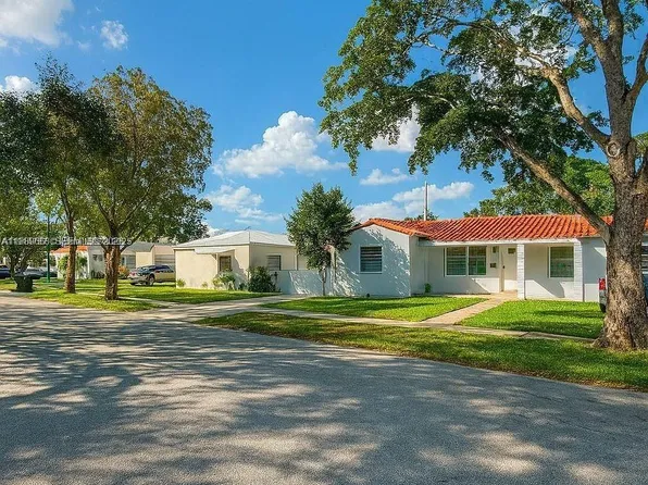 5825 SW 9th Ter #2, Miami, FL 33144