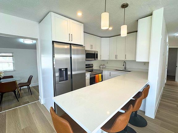 5th image of 5950 NW 42nd Avenue