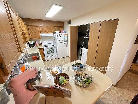 5th image of 470 23rd St E Unit H