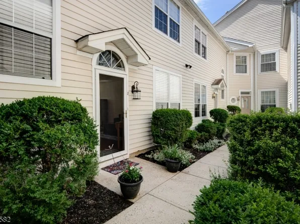 8 Mallard Ln, Bedminster Twp., NJ 07921