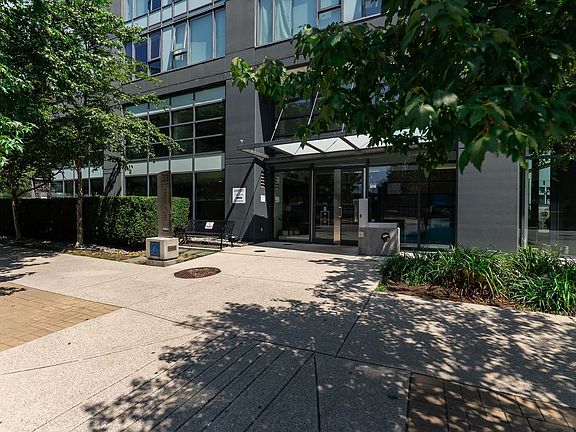 5th image of 33 Smithe St #2508