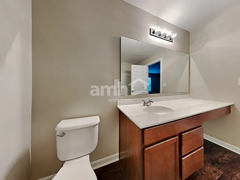 5454 Windsor Ct — Photo 18