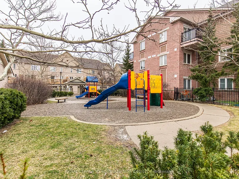 4975 Southampton Dr #272 — Photo 29