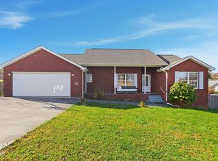 1660 Turtle Dove Trl, Sevierville, TN 37862