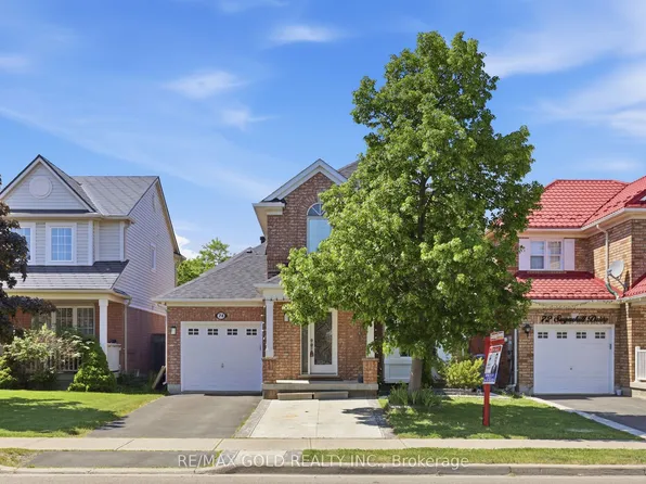 74 Sugarhill Dr, Brampton, ON L7A 3N2
