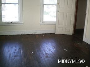 4th image of 1510 Dudley Ave